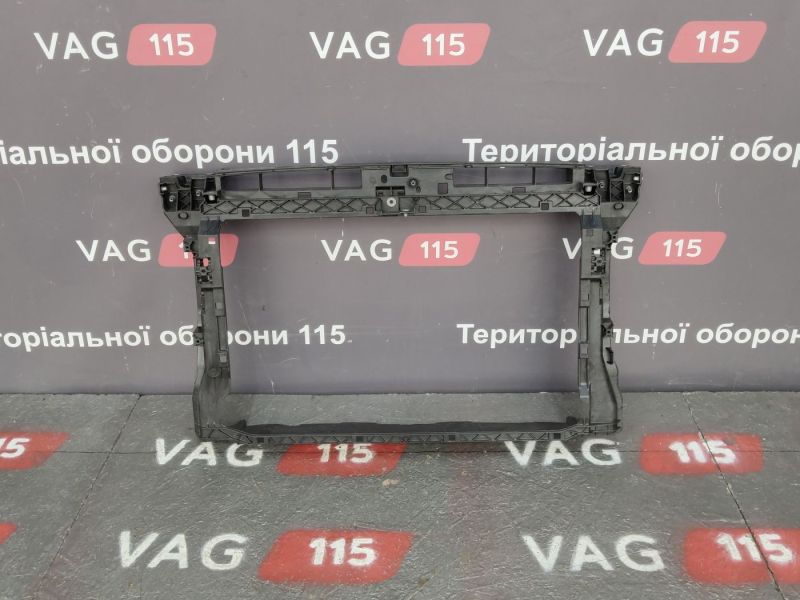 3V0805588D Панель передня