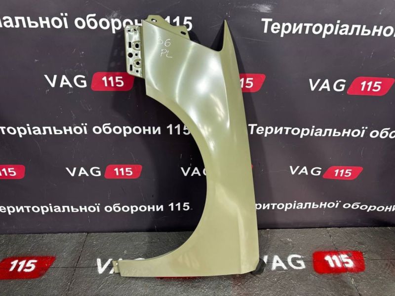 955501 Крыло левое ( L ) - 3C0821021