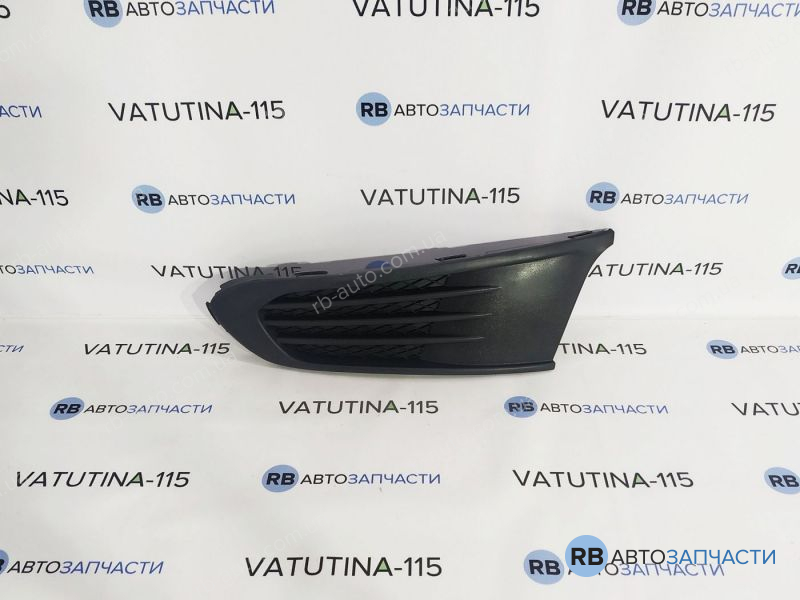 FP7426911 Решітка бампера L без отв. тум. - 6RU853665C