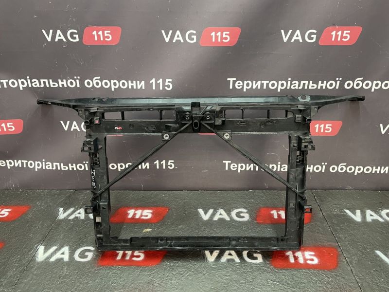 5E0805588 Панель передня