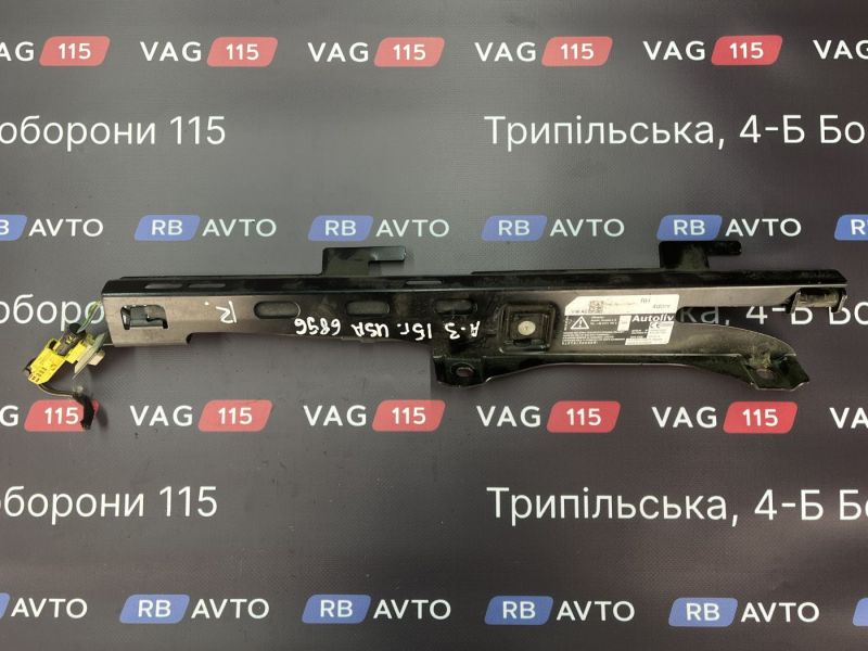 5G4857620-BU Переднатягувач ременя безпеки R (Піропатрон)