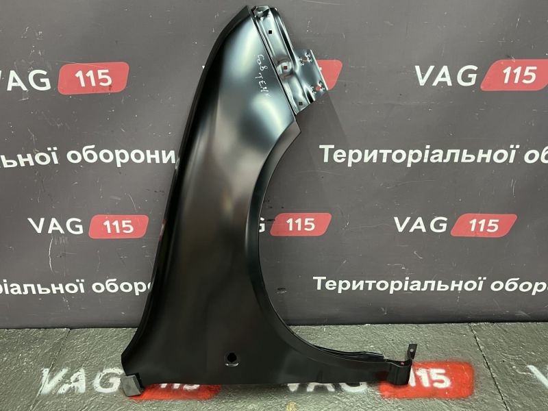 0450511310 Крыло R