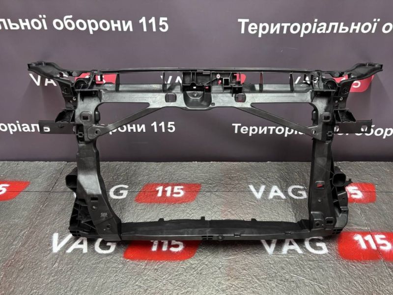 6502-08-0027200P Панель передня - 8V0805588