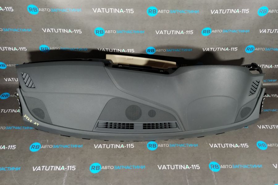 8W1857001KMBX-DEF Торпедо сіра (беж. низ) (дефект)