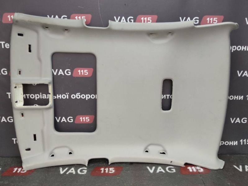 561867501T5T5-DEF Обшивка стелі під люк(сіра) дефект