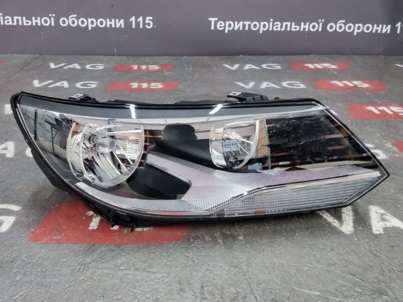 1EL010749-22 Фара основна R