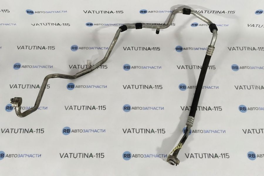 561820743E-BU Шланг кондиционера