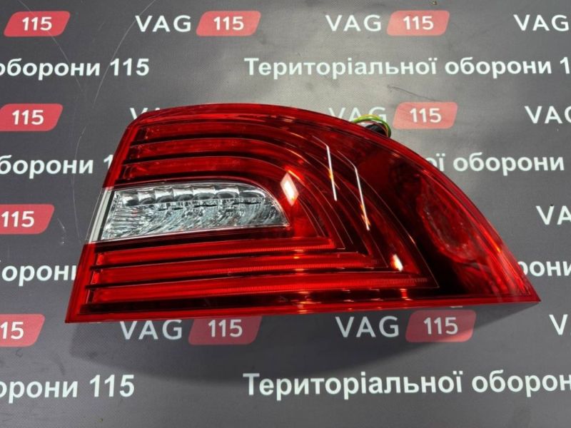 3T5945096A Ліхтар зовнішній R SDN LED - 3T5945112A