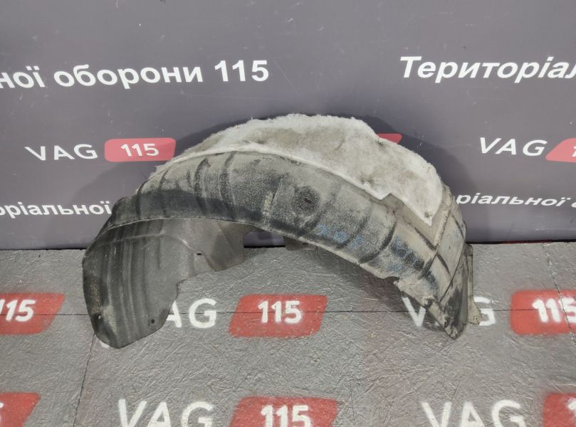 561810971A-BU Підкрилок задній L