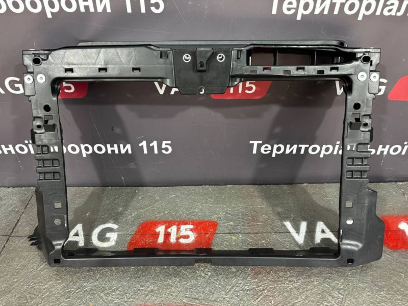 950304-1 Панель передня - 5C6805588B