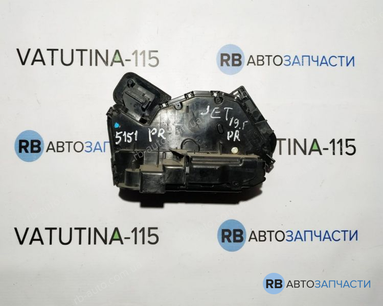 17A837016 Замок передн. двері R