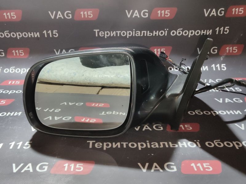 4L1857409BF01C Дзеркало L (15 + 2 пін)