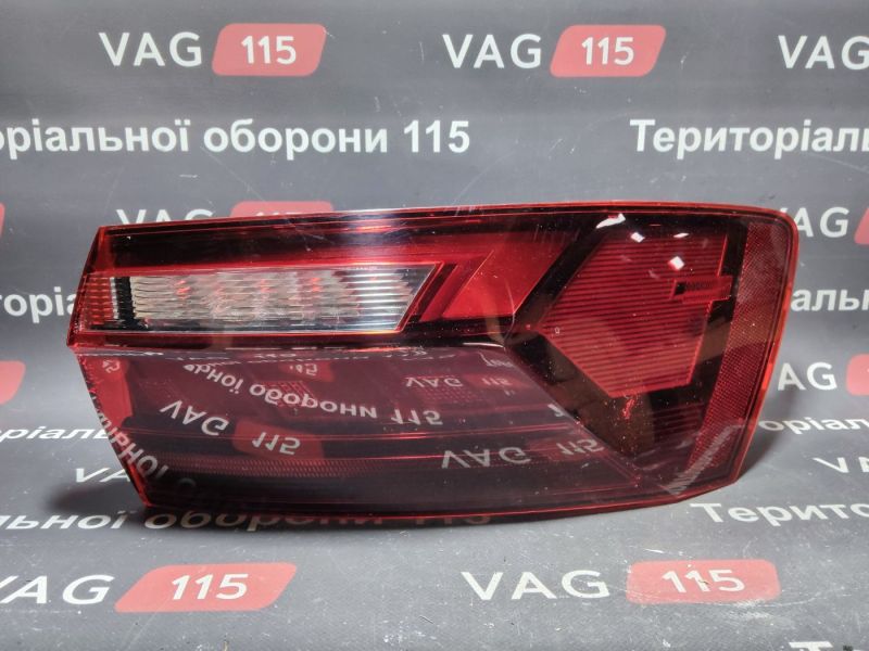 17A945096B-UT Ліхтар зовнішній R (USA) (утоплений)