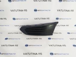 Решітка бампера L без отв. тум.