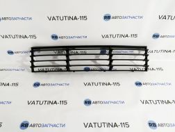 Решетка в бампер центральная