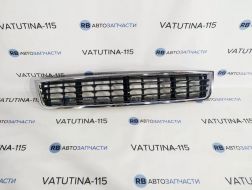 Решітка бампера центр.