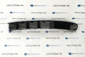 Решітка бампера L