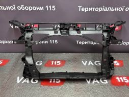 Панель передня - 8V0805588