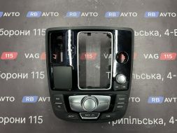 Панель управления мультимедийной системы