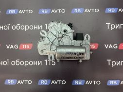 Електропривід дотяжки кришки багажника