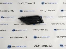 Решітка бампера L + парктр.