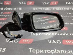 Дзеркало ел. R (+підсв.) (не працює покажчик повороту)