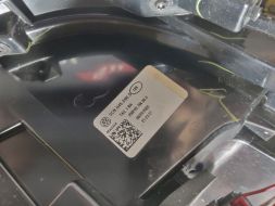 3CN945096D-UT фото 20765