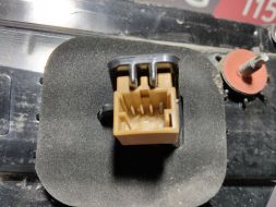 4M0945094L-UT фото 21008