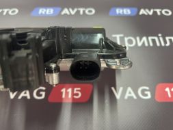 4M0827887B-BU фото 24276