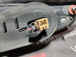 8R0945093D-UT фото 22719